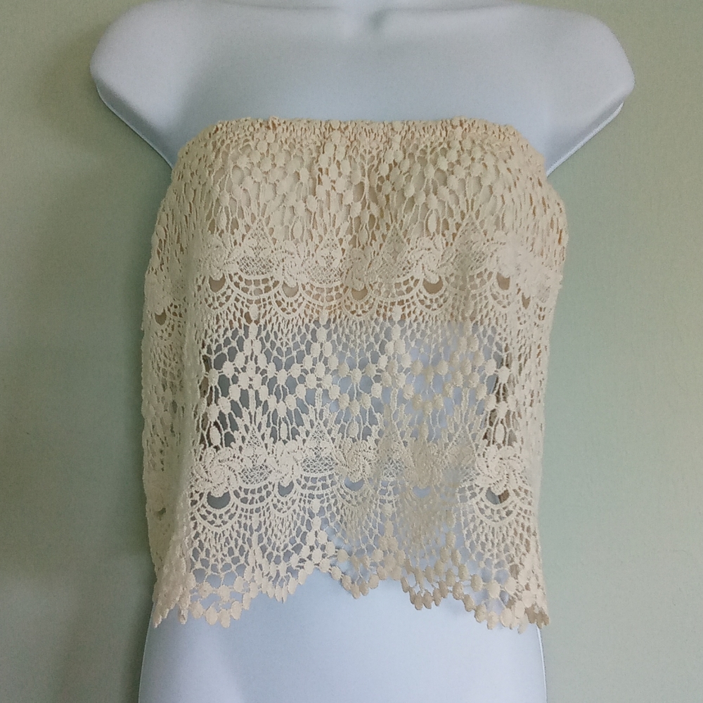 Cotton Candy Cream crochet crop top